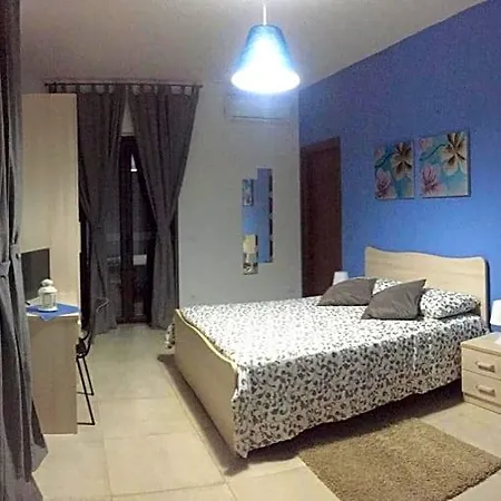 La Casa Di Violetta 아코니아